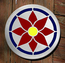 red and blue daisy mosaic