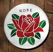 round red rose mosaic stone